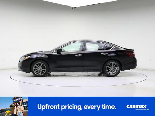 Black 2018 Nissan Altima SR