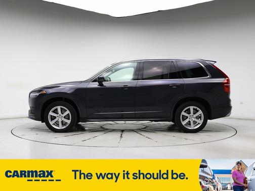 2021 Volvo XC90 T5 Momentum