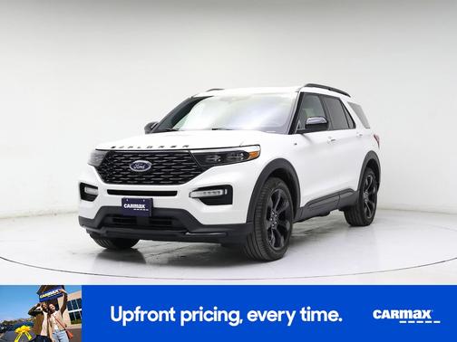 White 2024 Ford Explorer ST-Line
