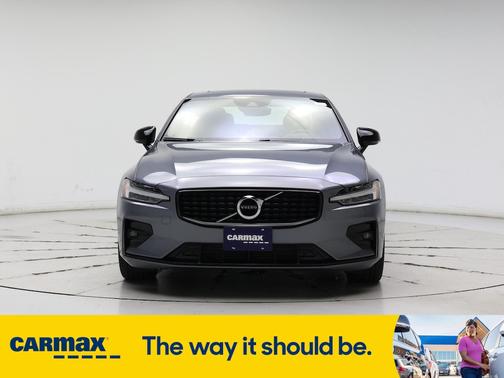 2021 Volvo S60 T5 R-Design