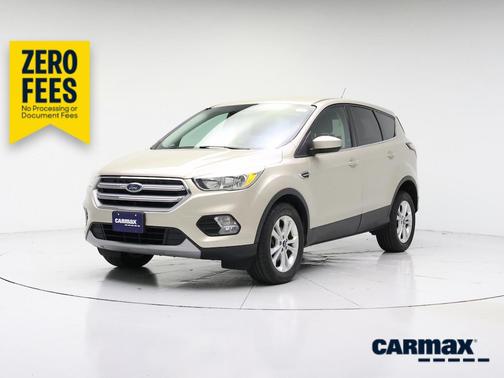 Tan 2017 Ford Escape SE
