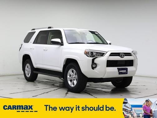 2022 Toyota 4Runner SR5