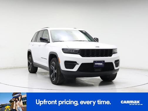 White 2025 Jeep Grand Cherokee Altitude X