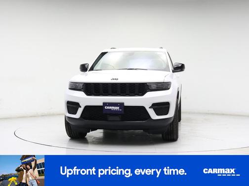 White 2025 Jeep Grand Cherokee Altitude X