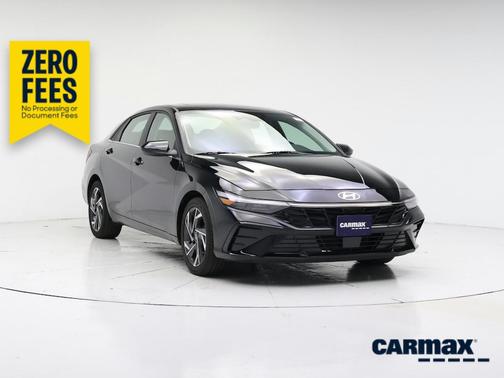 Black 2025 Hyundai ELANTRA SEL Convenience