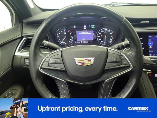 2022 Cadillac XT5 Premium Luxury