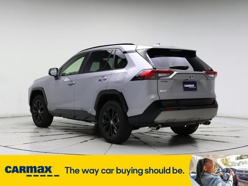2023 Toyota RAV4 Hybrid SE