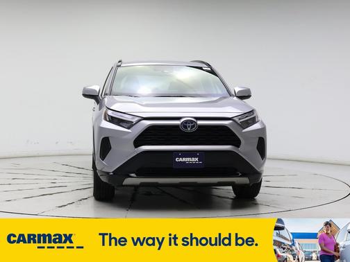 2023 Toyota RAV4 Hybrid SE