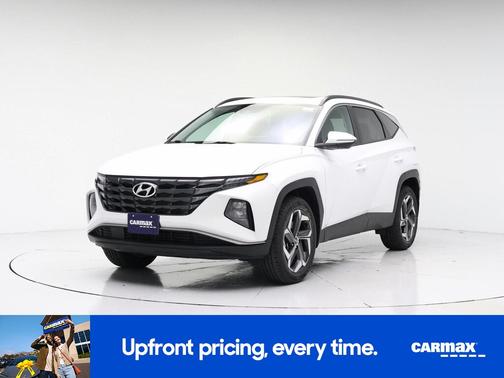 White 2023 Hyundai TUCSON SEL