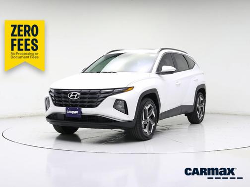 White 2024 Hyundai TUCSON SEL