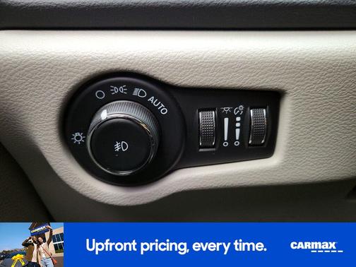 Gray 2023 Chrysler Pacifica Touring L