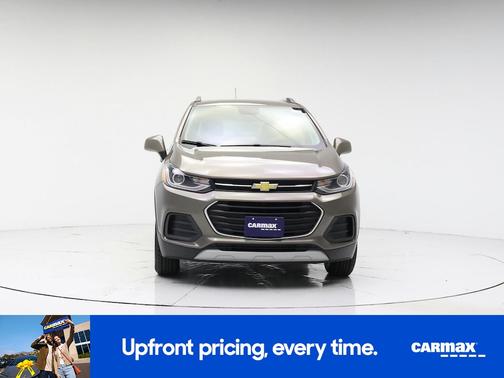 Gray 2022 Chevrolet Trax LT