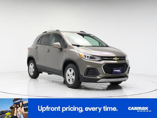 Gray 2022 Chevrolet Trax LT