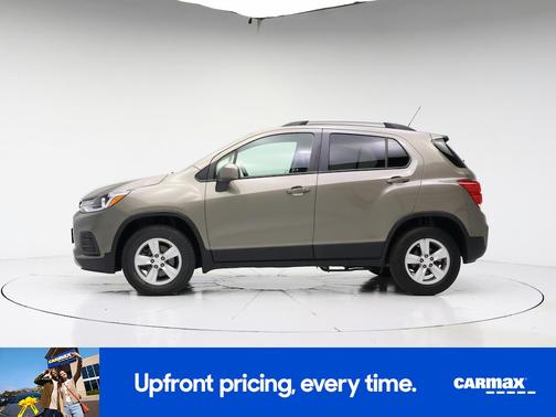 Gray 2022 Chevrolet Trax LT