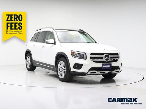 White 2022 Mercedes-Benz GLB 250