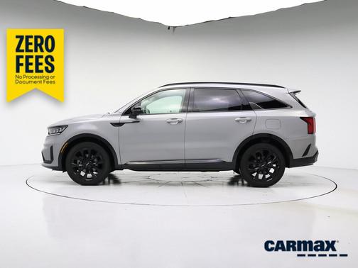 Gray 2023 Kia Sorento SX