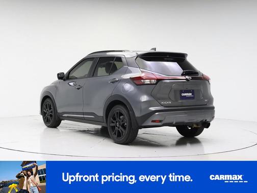 Gray 2024 Nissan Kicks SR