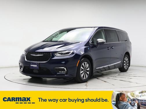 2022 Chrysler Pacifica Hybrid Limited
