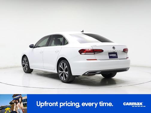 White 2022 Volkswagen Passat SE