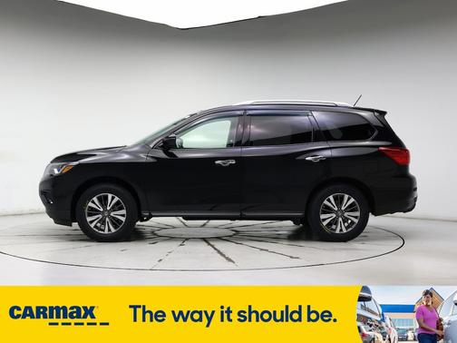 2018 Nissan Pathfinder SV