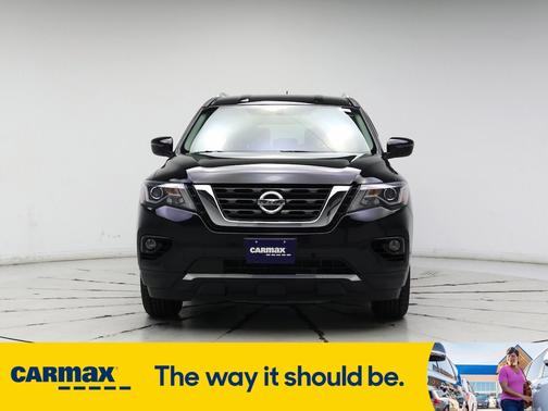 2018 Nissan Pathfinder SV