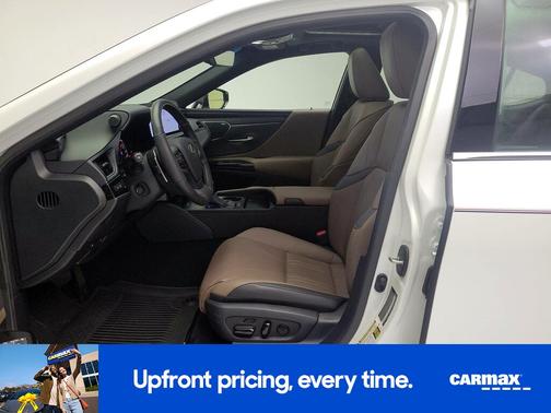 2024 Lexus ES 300h Luxury