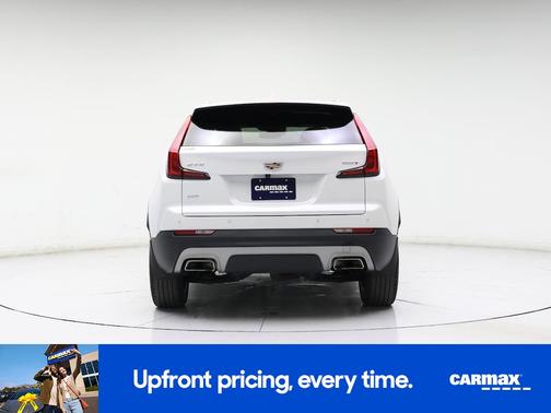 White 2023 Cadillac XT4 Premium Luxury