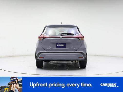 Gray 2023 Nissan Kicks S