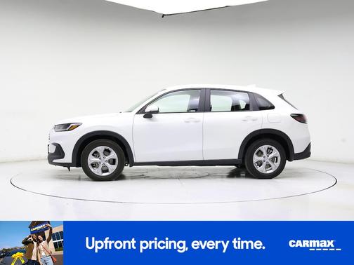 White 2023 Honda HR-V LX