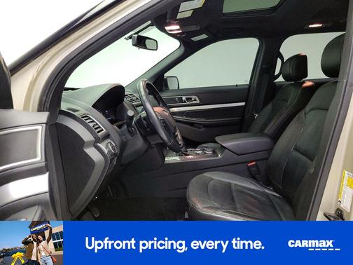 Gold 2017 Ford Explorer XLT