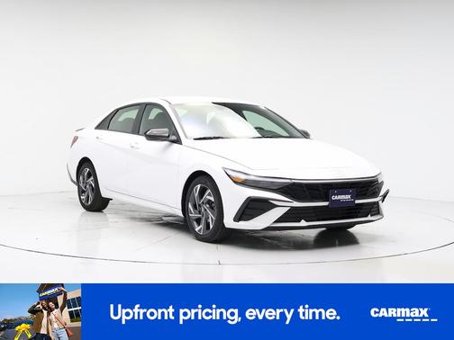 White 2025 Hyundai ELANTRA SEL Sport