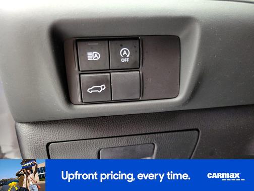 Gray 2023 Toyota Highlander LE