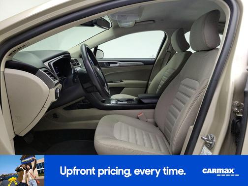 2017 Ford Fusion Hybrid SE