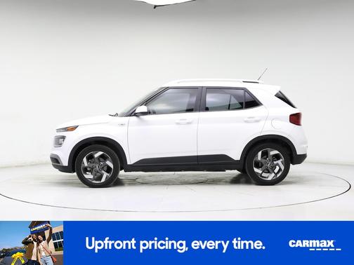 2023 Hyundai VENUE SEL