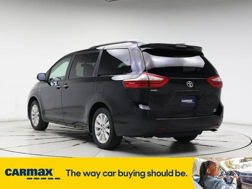 2016 Toyota Sienna XLE