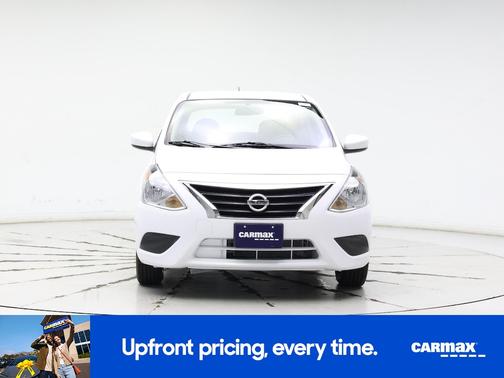 2017 Nissan Versa SV