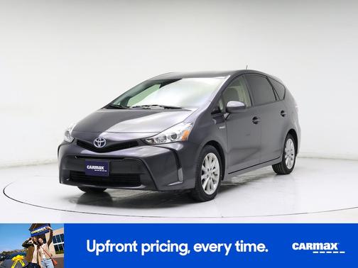2017 Toyota Prius v Four