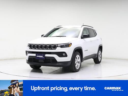 White 2025 Jeep Compass Latitude
