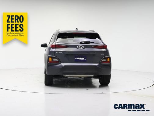 Gray 2021 Hyundai KONA SEL Plus