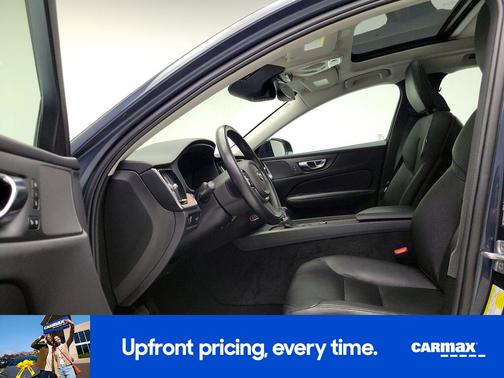 2021 Volvo S60 T5 Momentum