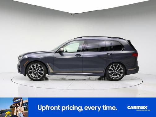 Gray 2021 BMW X7 M50i