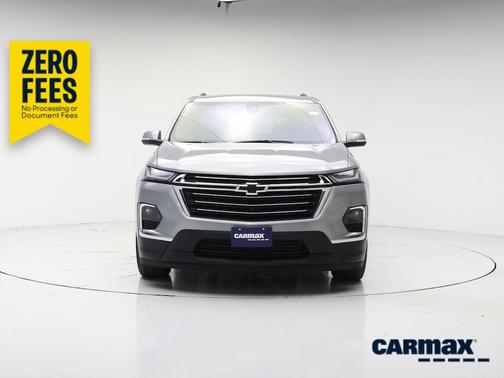 Gray 2023 Chevrolet Traverse LT Leather