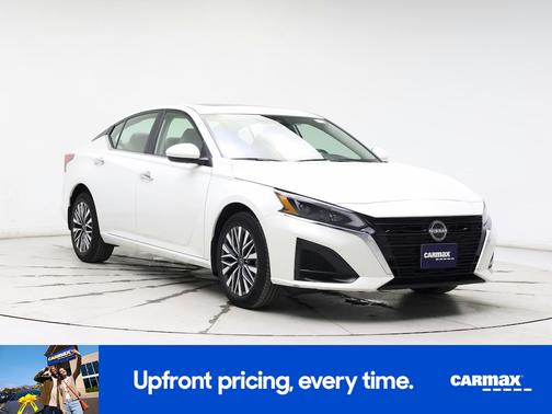 2023 Nissan Altima SV
