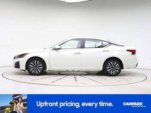 2023 Nissan Altima SV