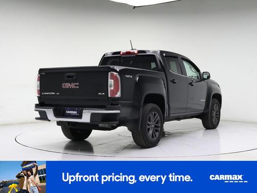 Black 2020 GMC Canyon SLE