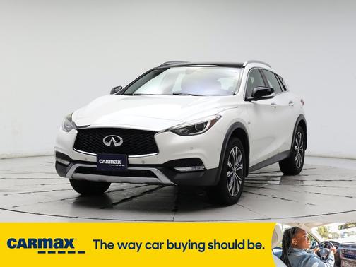 2018 INFINITI QX30 Premium