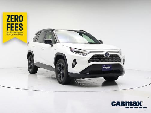 White 2019 Toyota RAV4 Hybrid XSE