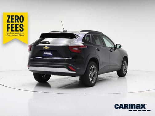Black 2025 Chevrolet Trax LT
