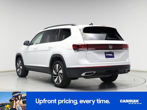 White 2025 Volkswagen Atlas SE w/Tech