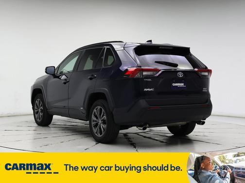 2022 Toyota RAV4 Hybrid XLE Premium